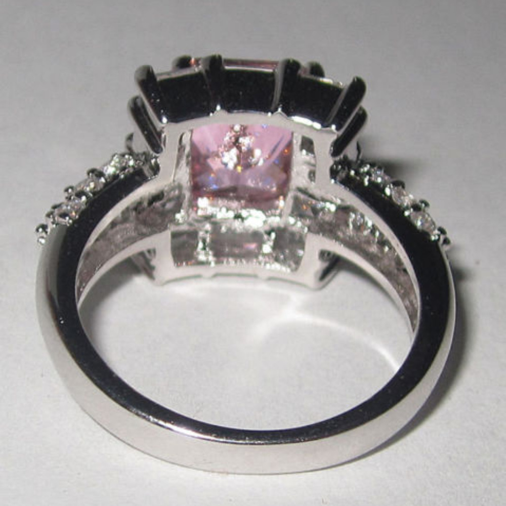 NWT ring square cut cubic zirconia high quality - Picture 5 of 8